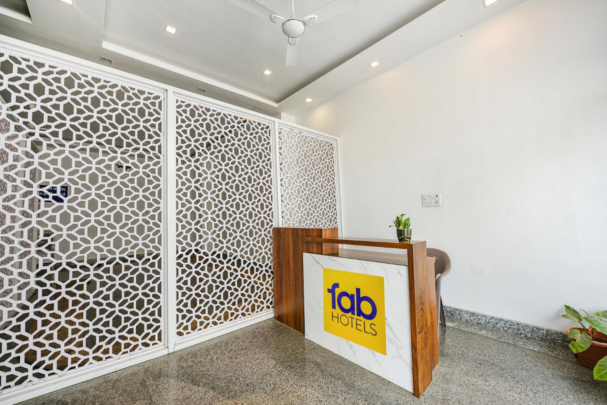Fabhotel Jaswinder Bhawan Haridwār Exterior foto